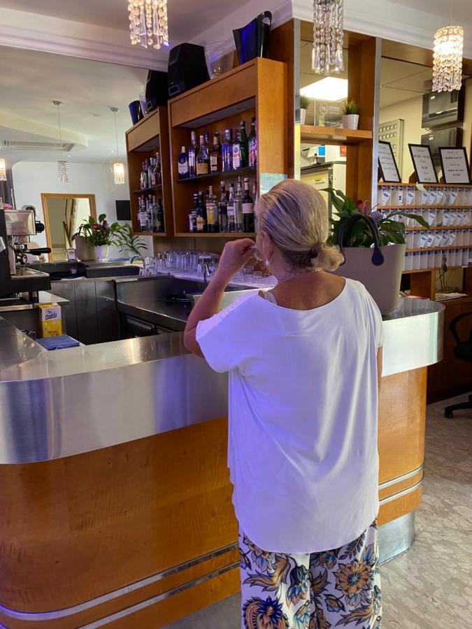 Hotel Tre Stelle Rimini Luaran gambar