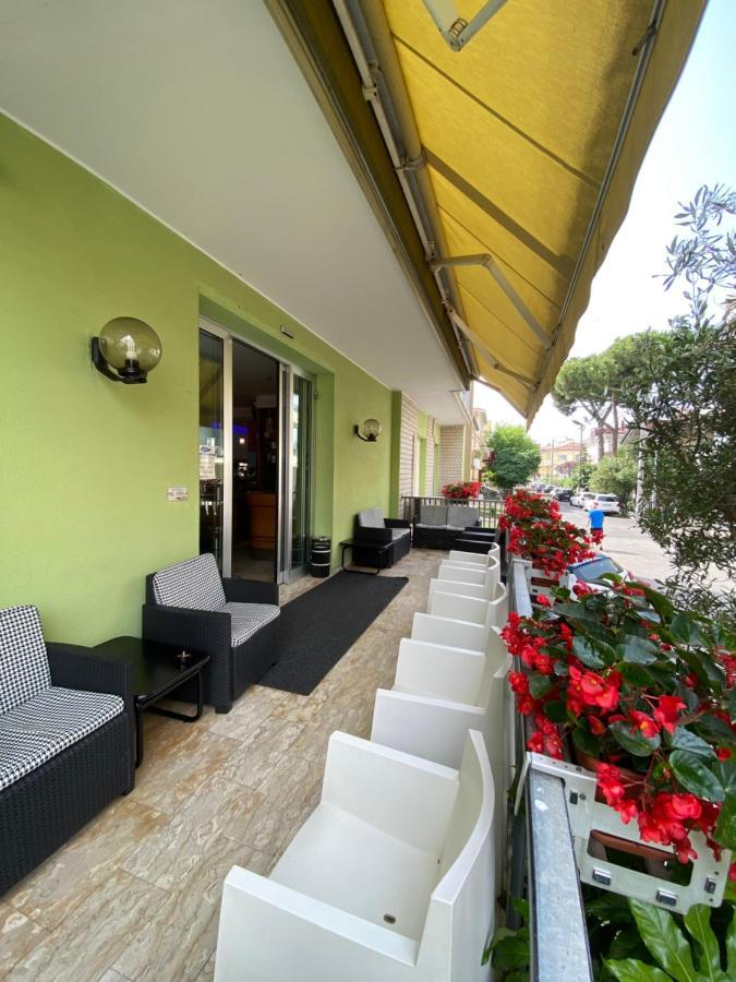 Hotel Tre Stelle Rimini Luaran gambar