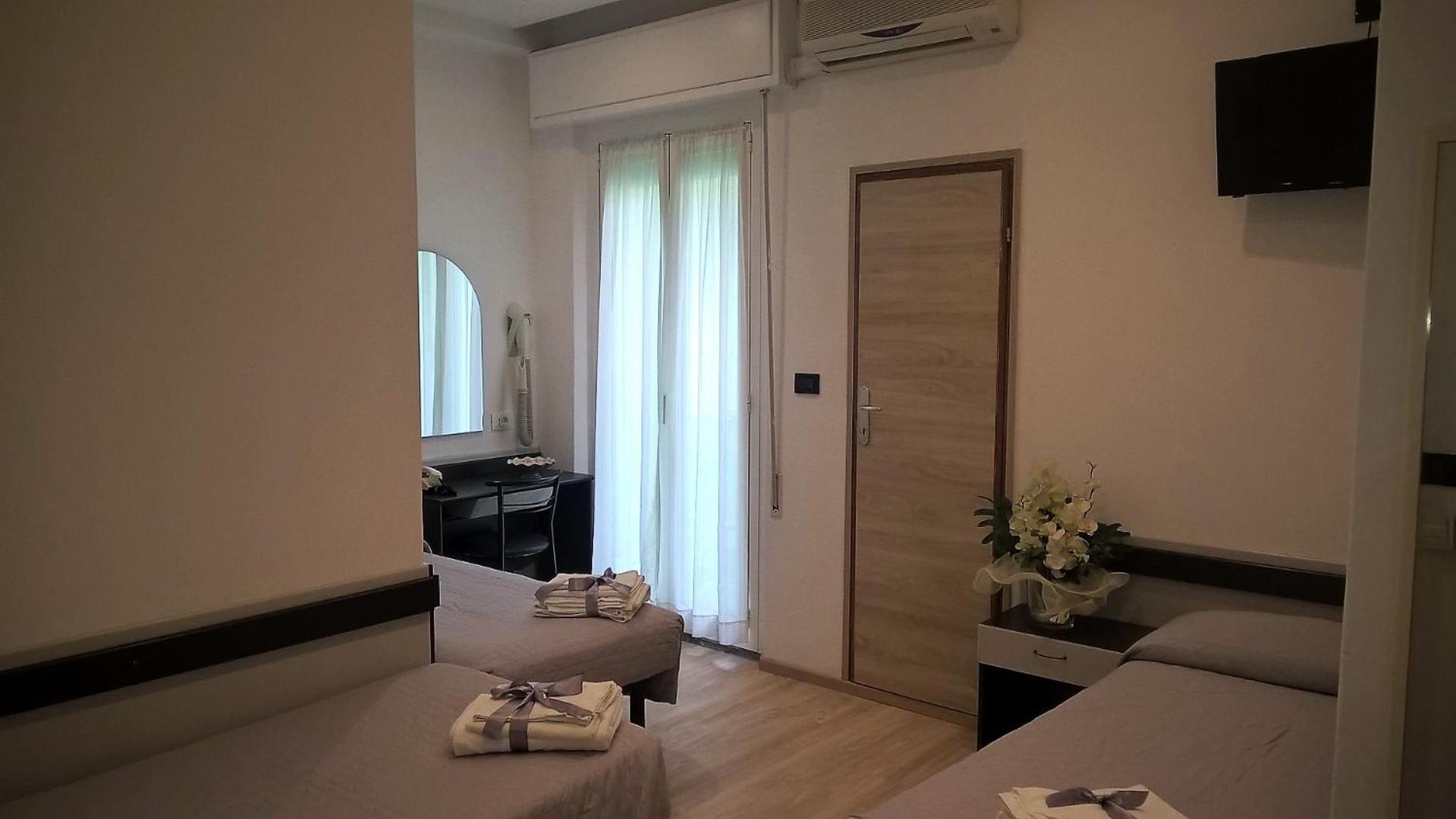 Hotel Tre Stelle Rimini Luaran gambar